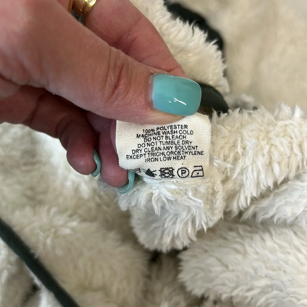 Simply Southern‎ Women’s White & Green Pullover Sherpa Size XL